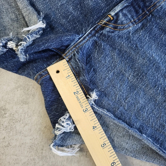 SOLD Levi's 501 Distressed Hem Button Fly High Waisted Shorts Whiskered - Picture 11 of 12